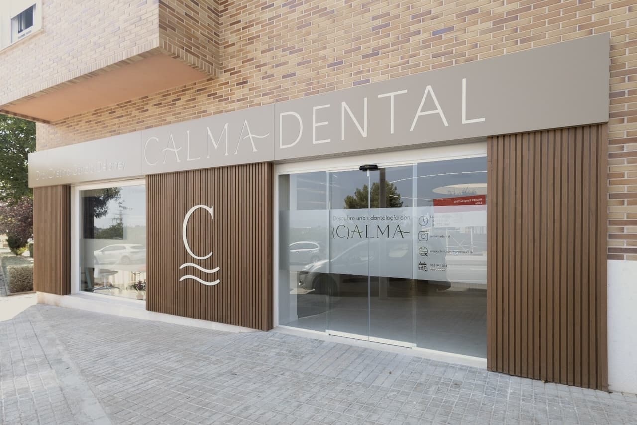 Cómo elegir una clínica dental en Llíria sin equivocarte
